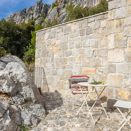 Дом отдыха 2m *