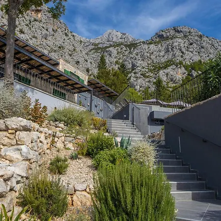 2m Дом отдыха Макарска