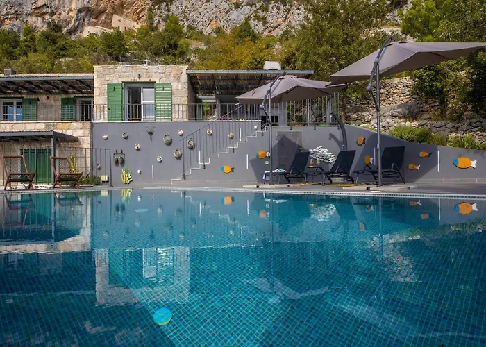 2m Makarska